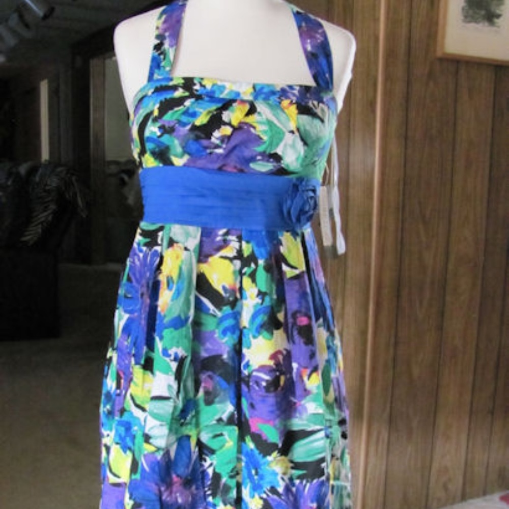 MADISON PAIGE  Jr’s Blue Floral Halter Party Dress